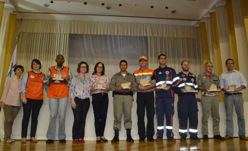 Encerrado 1º Curso de Voluntários da Defesa Civil